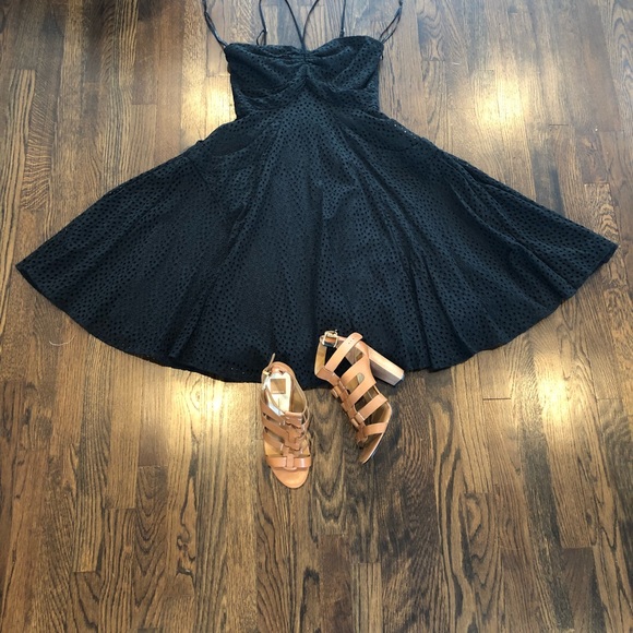 Dress - Picture 3 of 5